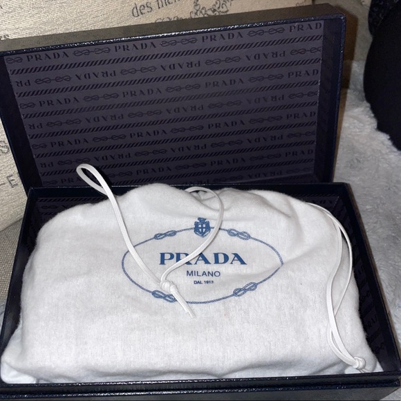 Prada Diagramme Impunture - Picture 2 of 8